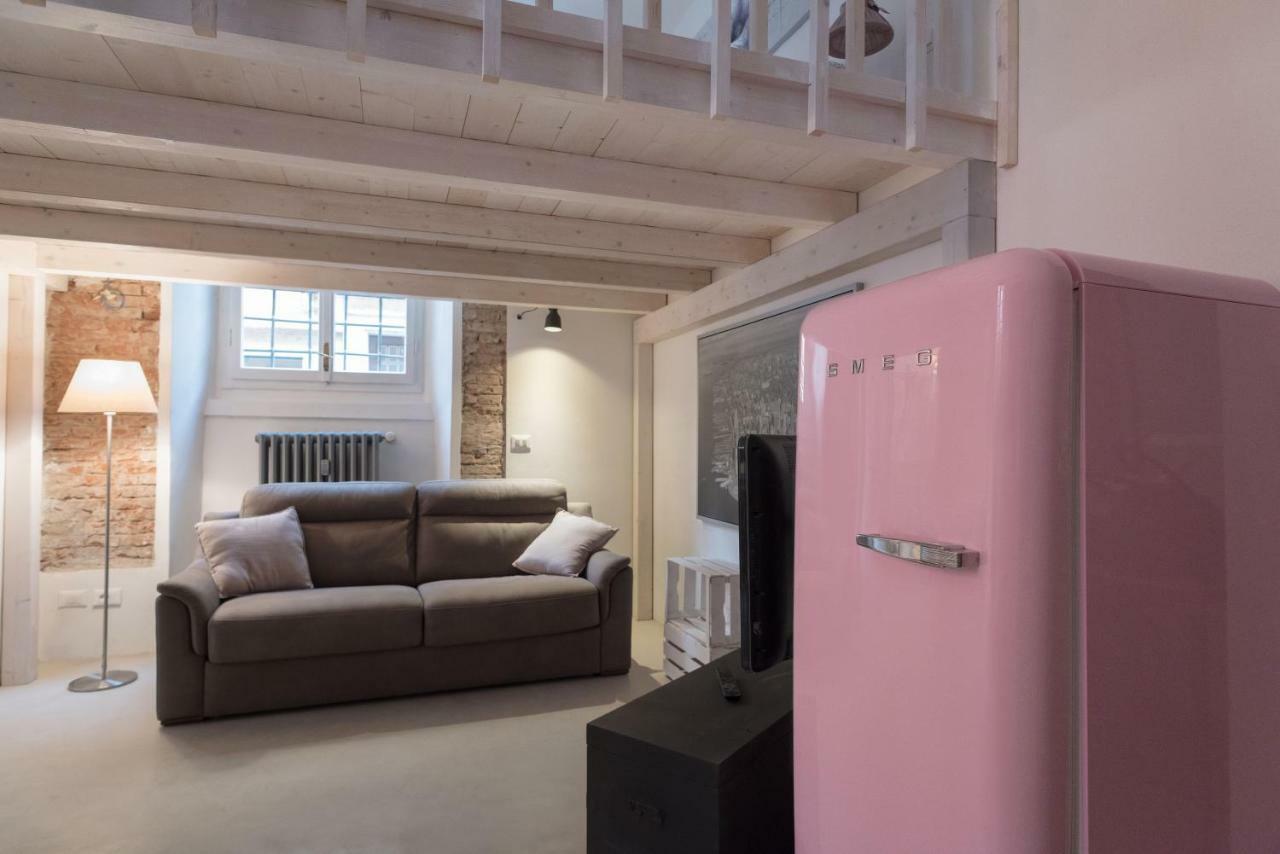 New Loft In The Heart Of Bologna Apartment Exterior photo